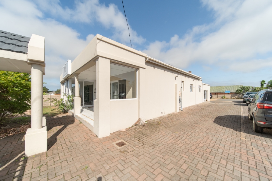 Commercial Property for Sale in Nahoon Eastern Cape